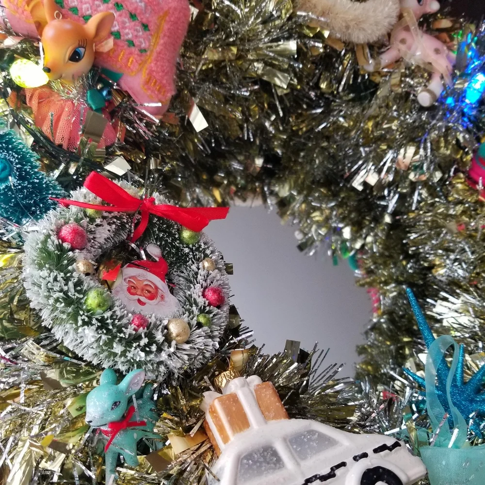 ❗MCM Retro Style Tinsel Wreath❗